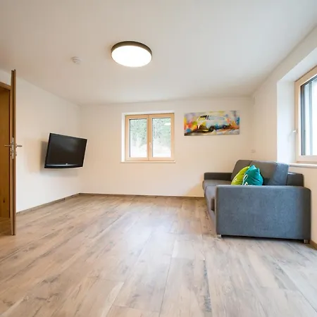 Haus Gentli Апартаменты Шрунс